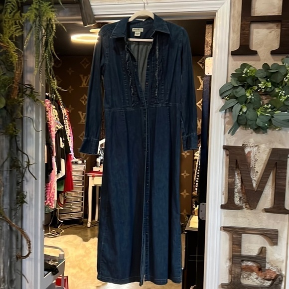 Eddie Bauer Dresses & Skirts - Eddie Bauer petite medium jean dress or duster. A291